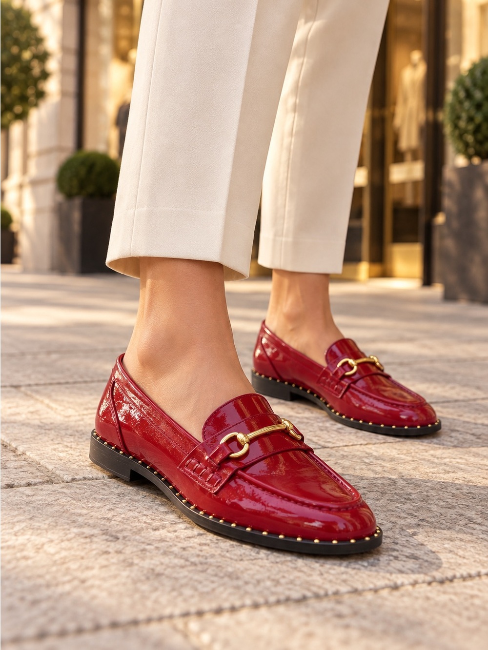 Kenneth Cole Reaction Women’s Red Patent Loafers with Gold Bit